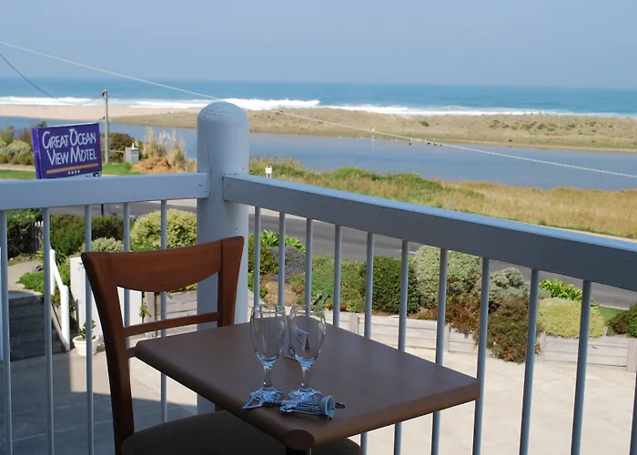 A Great Ocean View Motel