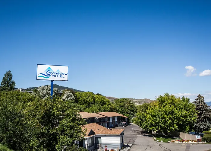 Hotel with pool: Grandview Motel