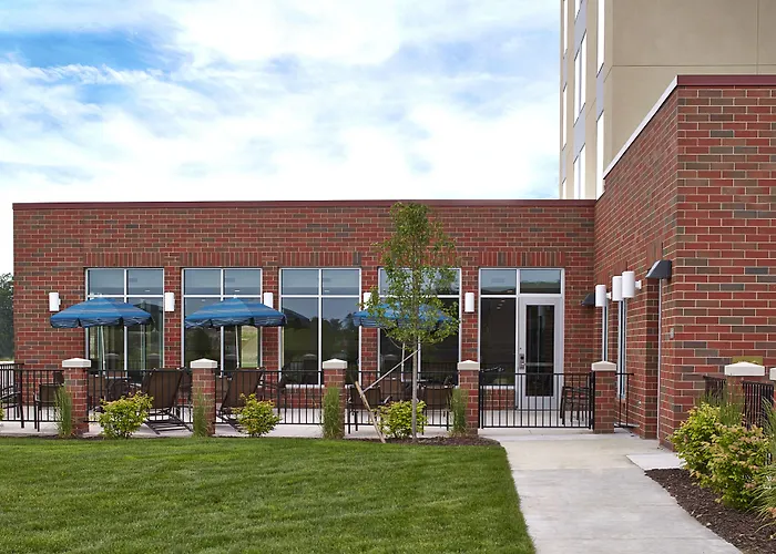 Hyatt Place Lansing-East