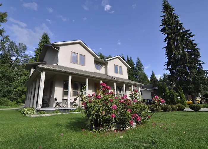 Cornerstone Bed And Breakfast