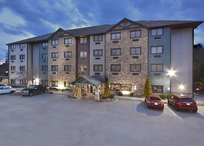 Brookstone Lodge Near Biltmore Village, An Ascend Collection