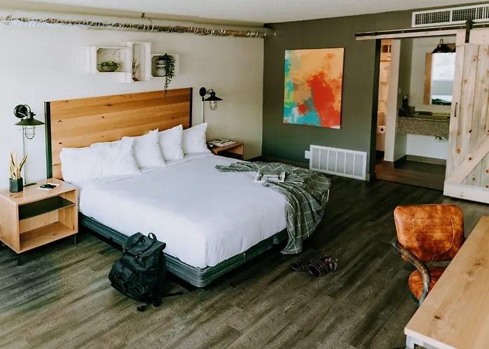 Beach hotel: Scp Colorado Springs Hotel