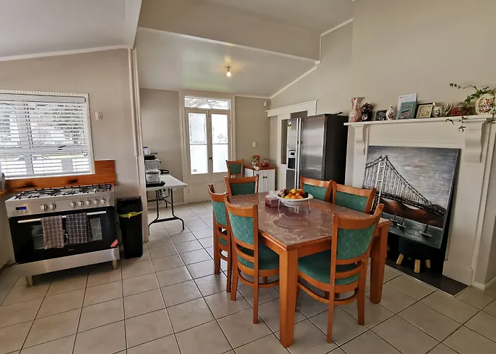 All Vacation Rentals Regent Residential Villa