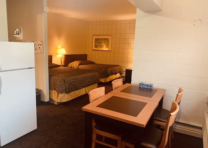 Red Carpet Inn & Suites