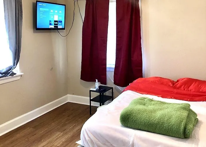 Vacation rental: The Ugly House