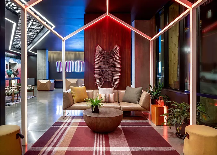 4 star hotel: Hyatt Centric Downtown Portland