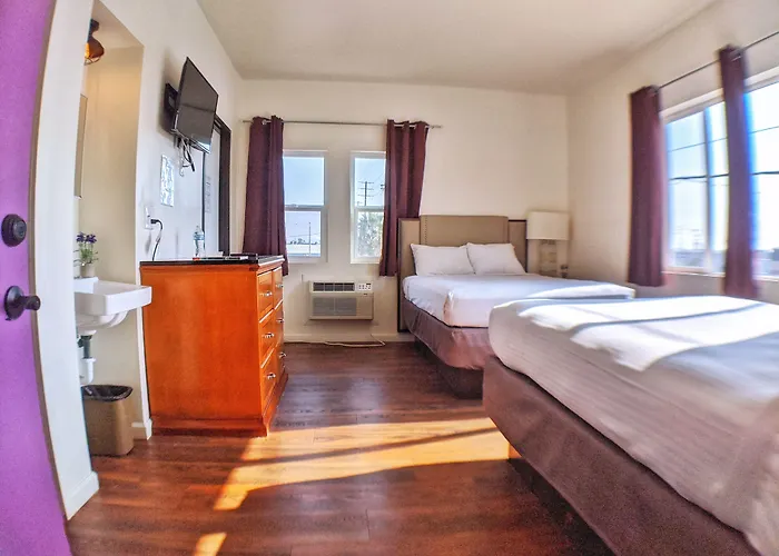 B&B only: Anchor Pointe Inn