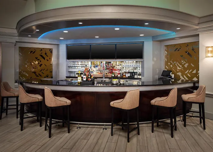 Resorts Guide Embassy Suites By Hilton Laredo