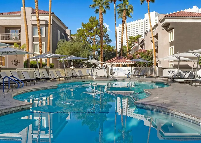 Ping Pong hotel: Desert Rose Resort