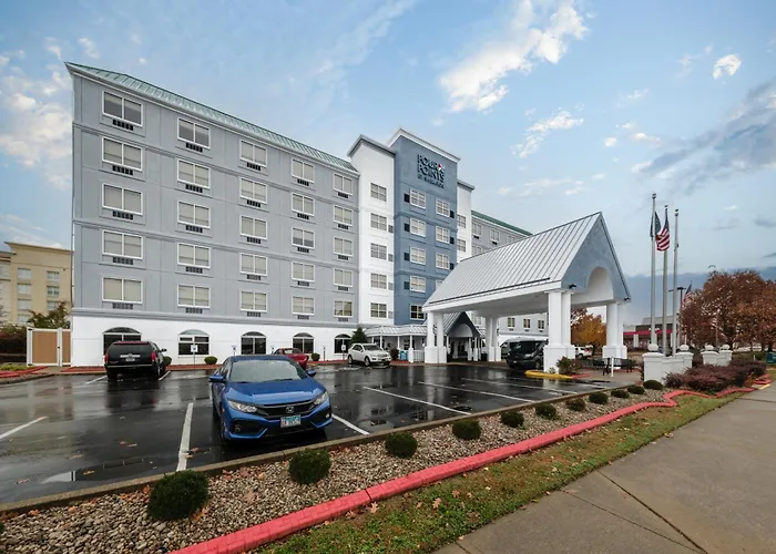 Four Points By Sheraton Airport