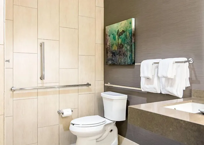 Oasis Hotel And Conv Center, An Ascend Collection Hotel