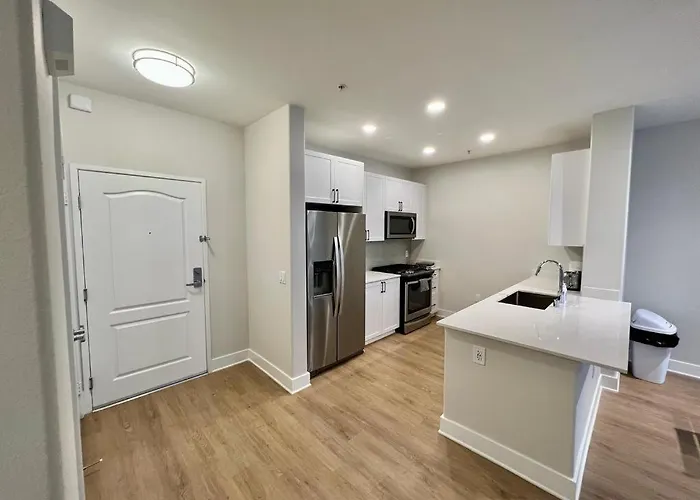 Apart hotel: Miracle Mile Apartments