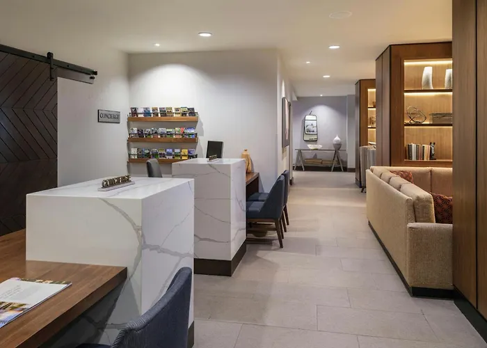 Hotel with pool: Sheraton Steamboat Resort Villas