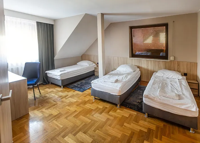 Hotel Zodiak