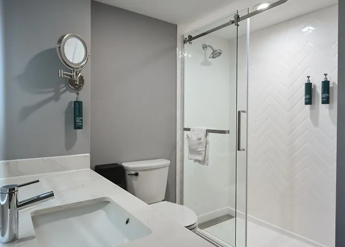 Hilton Winnipeg Airport Suites