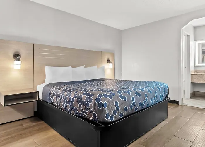 Rodeway Inn North Charleston - Ashley Phosphate