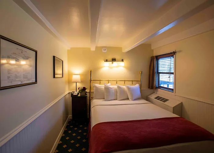 Hotel suites Delta King