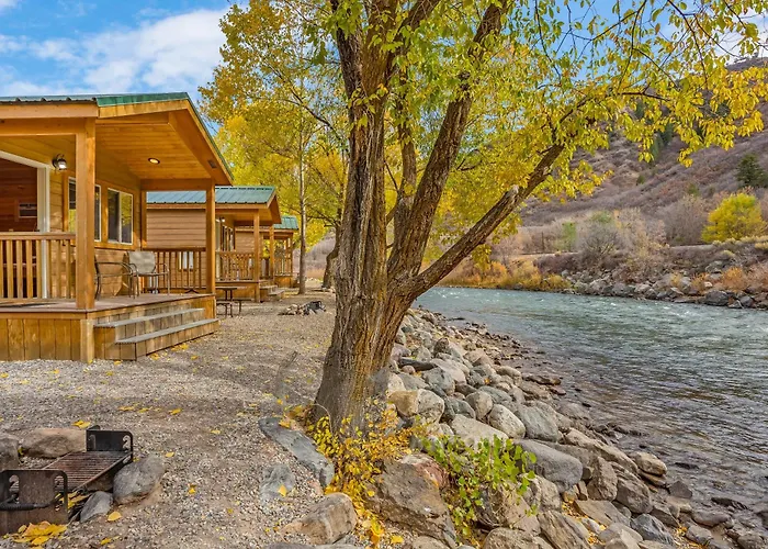 Glenwood Canyon Resort