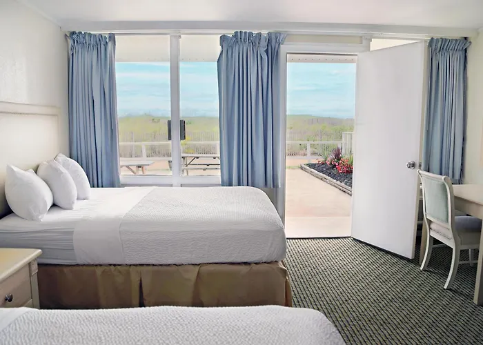 Seabonay Oceanfront Motel