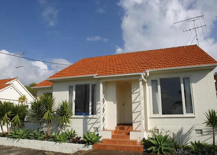 Resort: Emerald Inn On Takapuna Beach