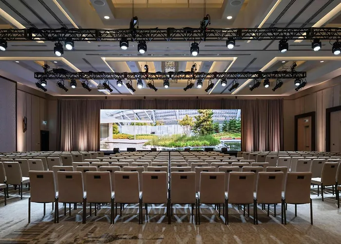 The Douglas, Autograph Collection