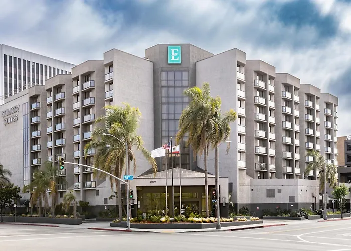 Embassy Suites - International Airport/North