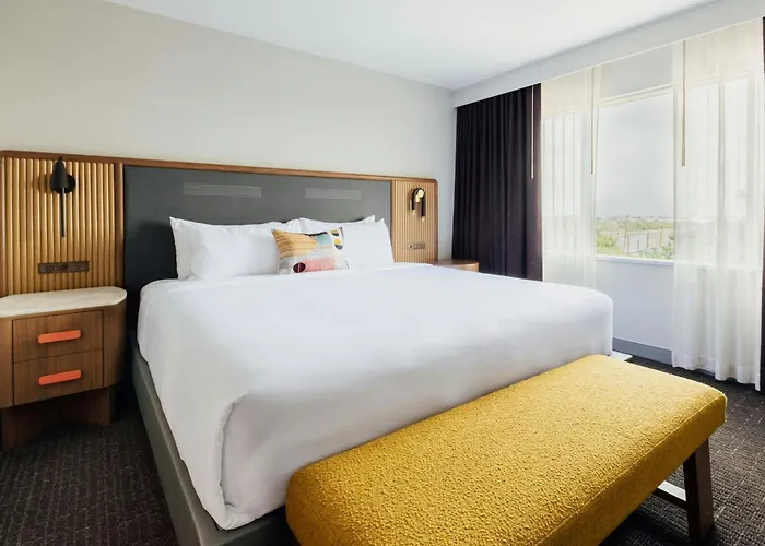 Pet Friendly hotel: The Lamar