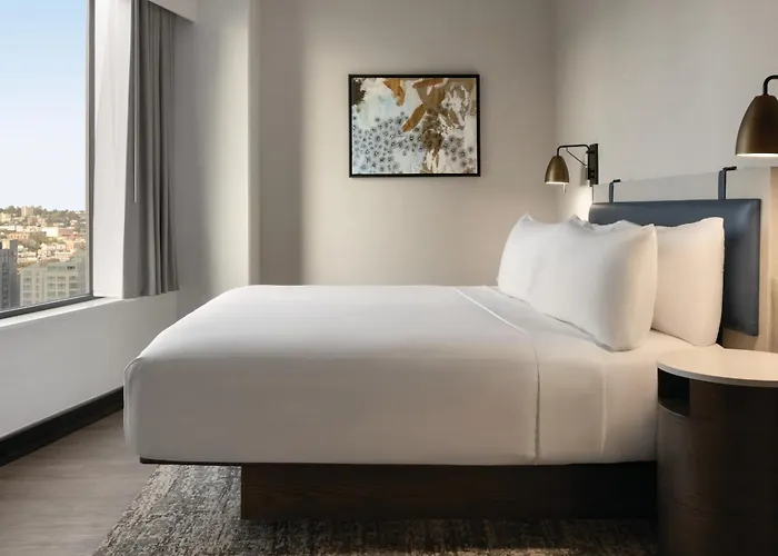 Luxury hotel only: Crowne Plaza Seattle Newly Renovated With No Resort Fee