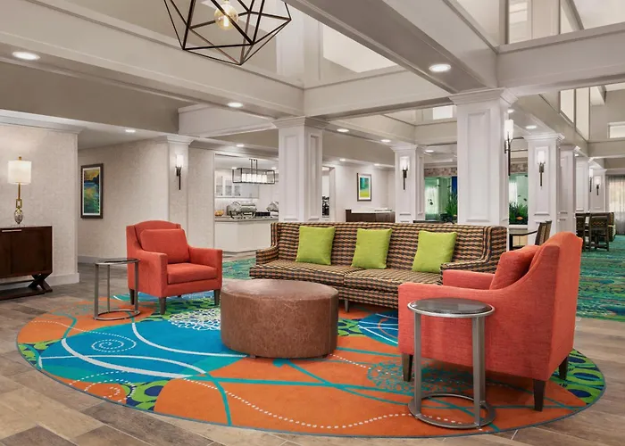 Cheap hotel: Homewood Suites By Hilton Fort Myers
