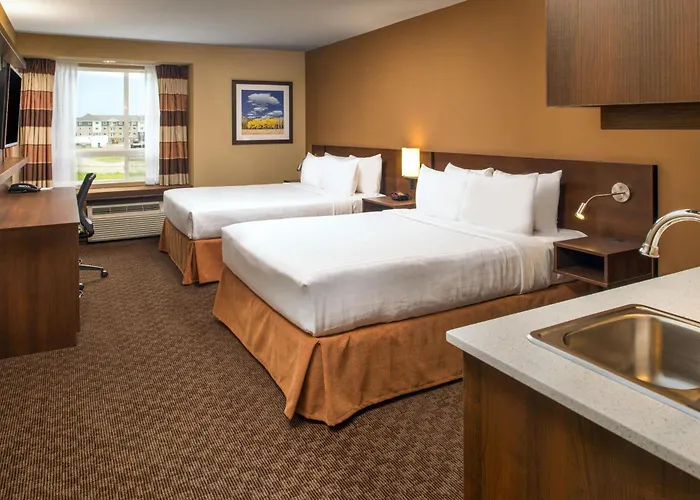 3 star hotel: Microtel Inn & Suites By Wyndham Red Deer