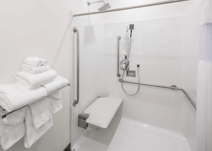 Spa Hotel: Ramada By Wyndham Revelstoke