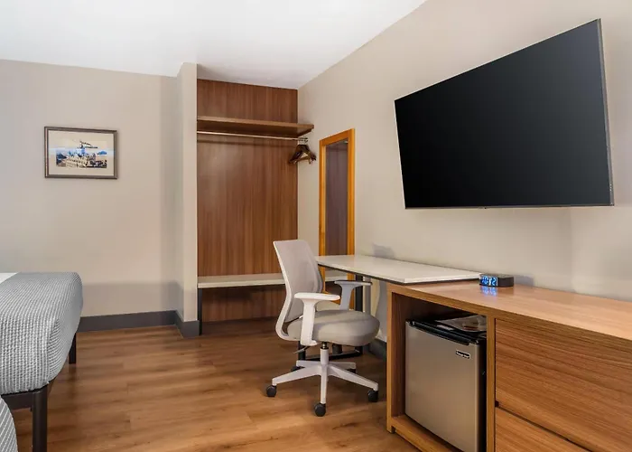 La Luna Inn, An Ascend Collection Hotel