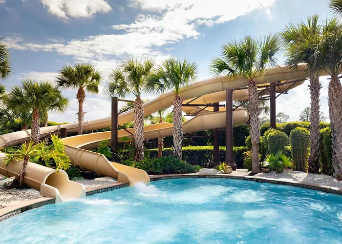 Hotel with pool: Orlando World Center Marriott