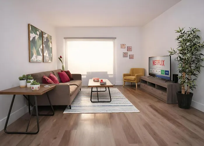 Apart hotel: Premium City Suites - Free Secured Parking - Family Friendly