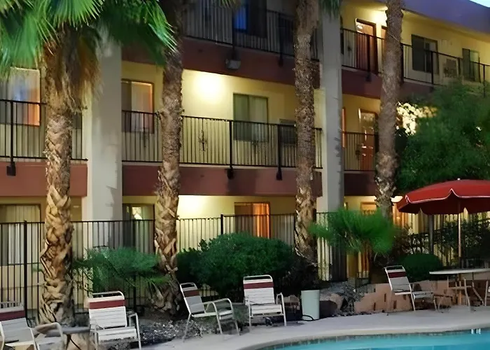 Nellis Suites At Main Gate Hotel
