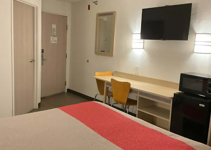 Motel 6 Jackson Airport Pearl