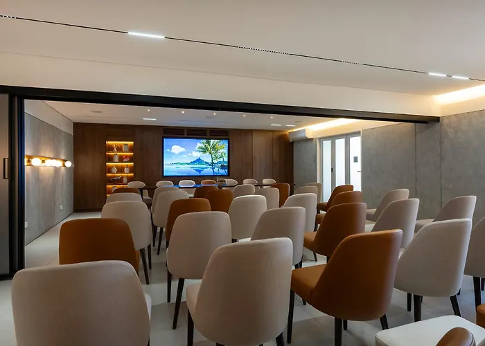 Best Western Newmarket Inn & Suites