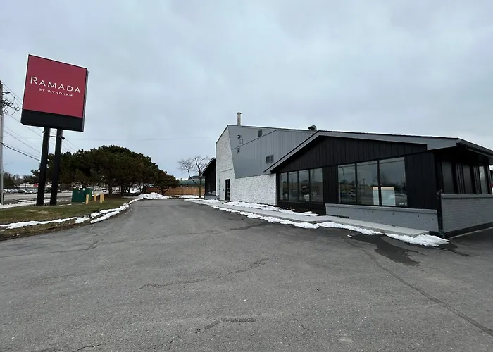 Ramada By Wyndham Kingston