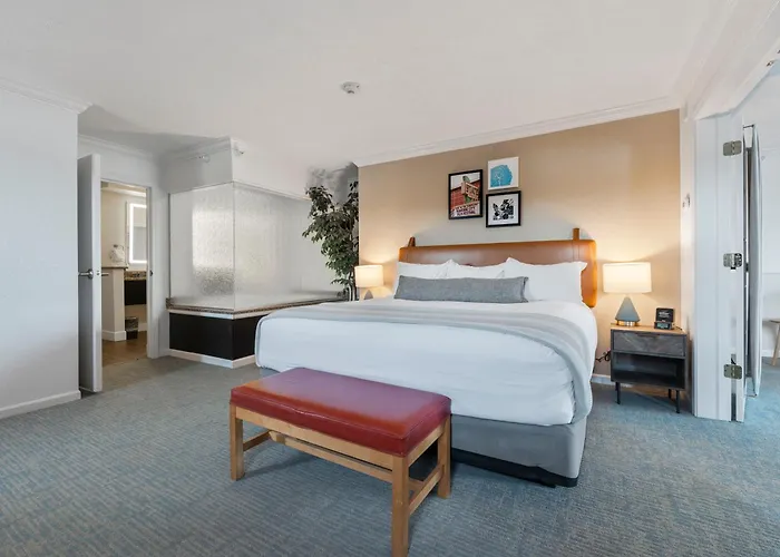 Cheap hotels Cherry Tree Inn & Suites