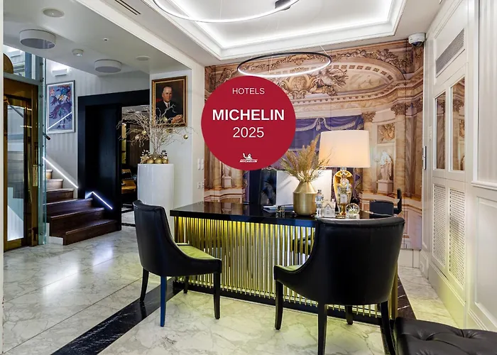 Hotel Teatro Boutique Old Town - Destigo Hotels