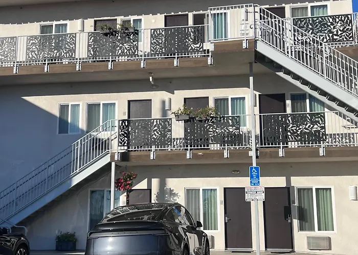 Solis Place In Old Town