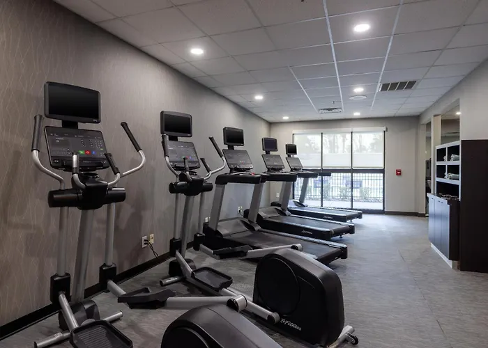 Best Selfcatering Courtyard By Marriott North Charleston Airport Coliseum