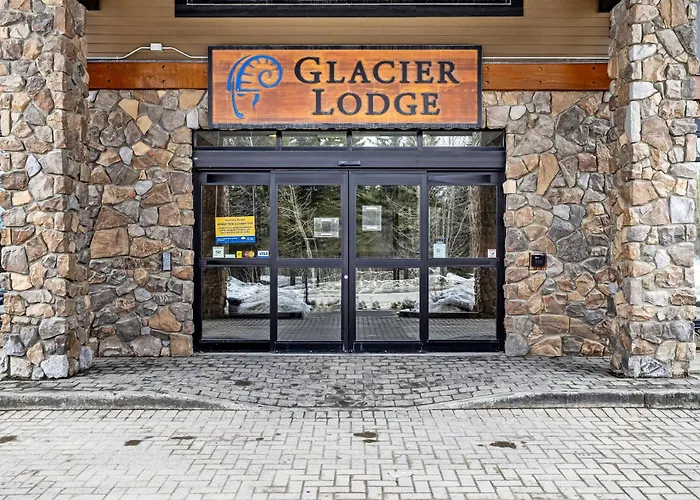 Glacier Mountaineer Lodge