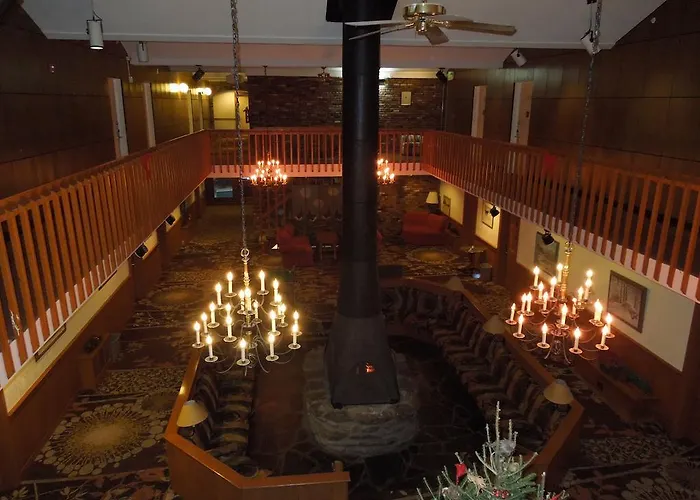 Cortina Inn & Resort