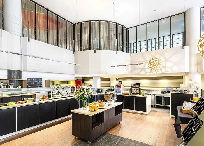 Ibis Melbourne Hotel And Apartments
