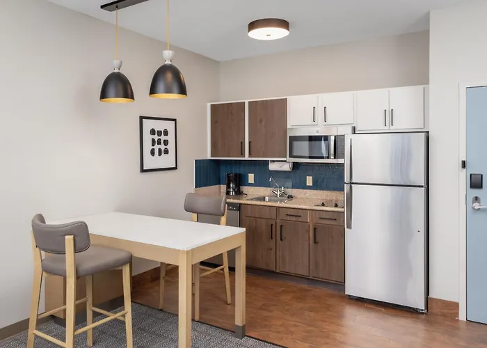 Hotel near Staybridge Suites Rogers - Bentonville By Ihg