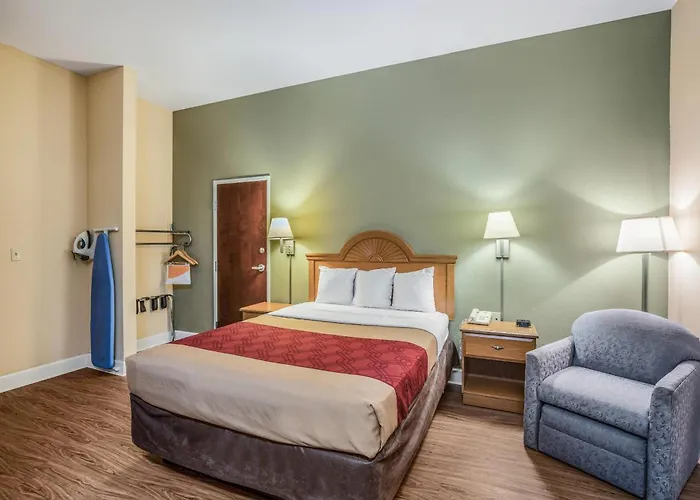 Econo Lodge Valdosta Mall Area