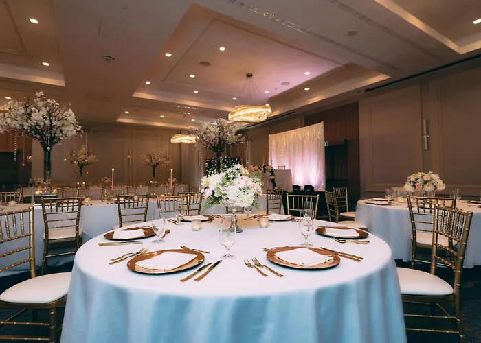 Delta Hotels By Marriott Thunder Bay