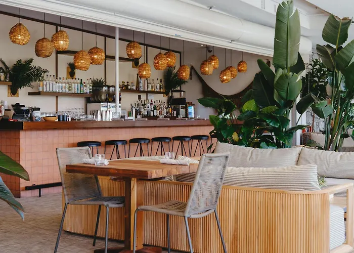 June West La, A Member Of Design s