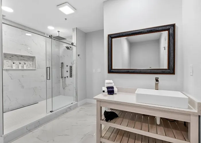 Coconut Malorie Resort Ocean City, Ascend Collection Hotel